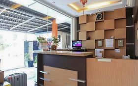 The Nancy'S Homestay Pekanbaru Mitra Reddoorz